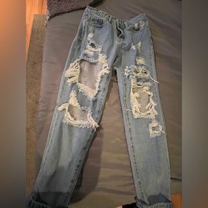 Ripped sparkle jeans